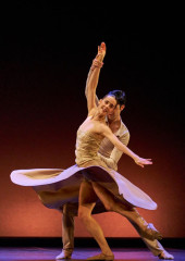 Danza: Compañía Nacho Duato